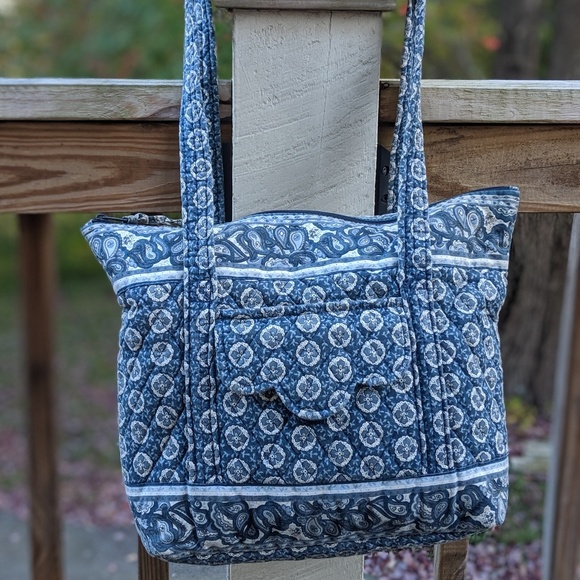 vera bradley villager tote bag